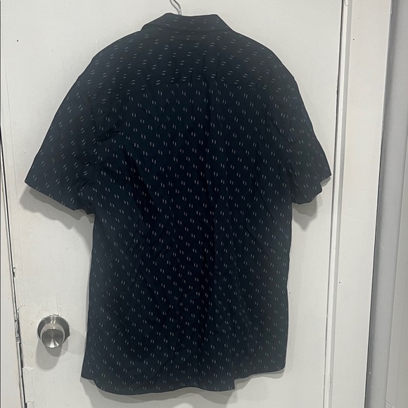 Perry Ellis Dark Blue Patterned Shirt Size Large - Picture 7 of 7